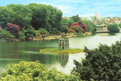 Best Places to Visit in Vietnam: Hoan Kiem Lake, Hanoi