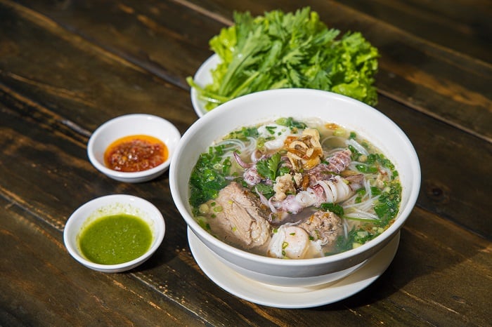 Craving something delicious and unique, Look no further than Hu Tieu Saigon - vietnam food tour