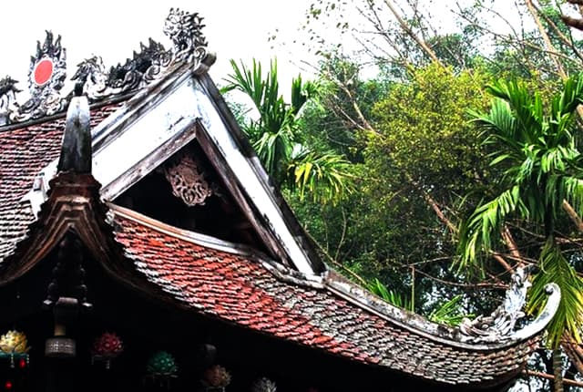 An iconic symbol of Vietnamese culture and history - Pagoda