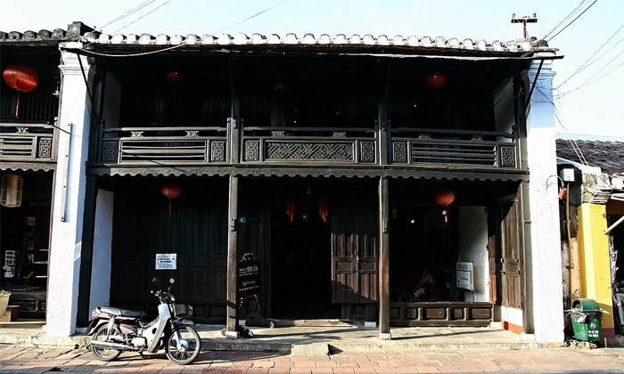 Take a journey to the past and explore the timeless beauty of Phung Hung Old House in Hoi An