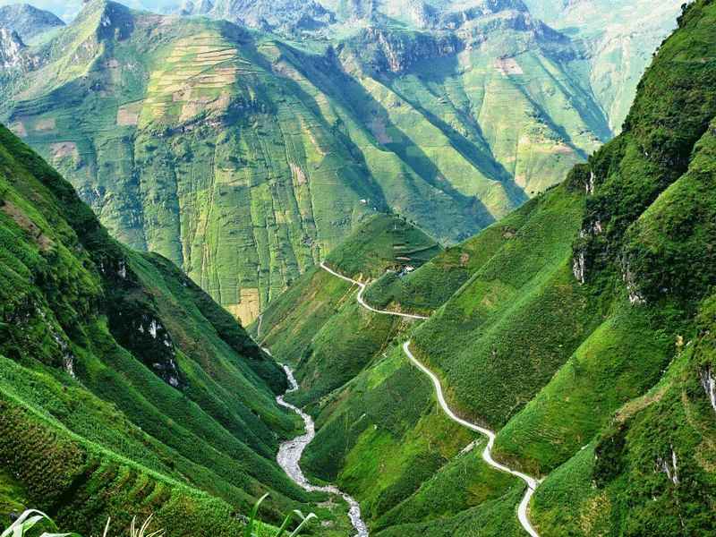 Heaven is a place on Earth, Witness the surreal beauty of Heaven Gate in Ha Giang and be reminded just how awesome this planet we call home truly is
