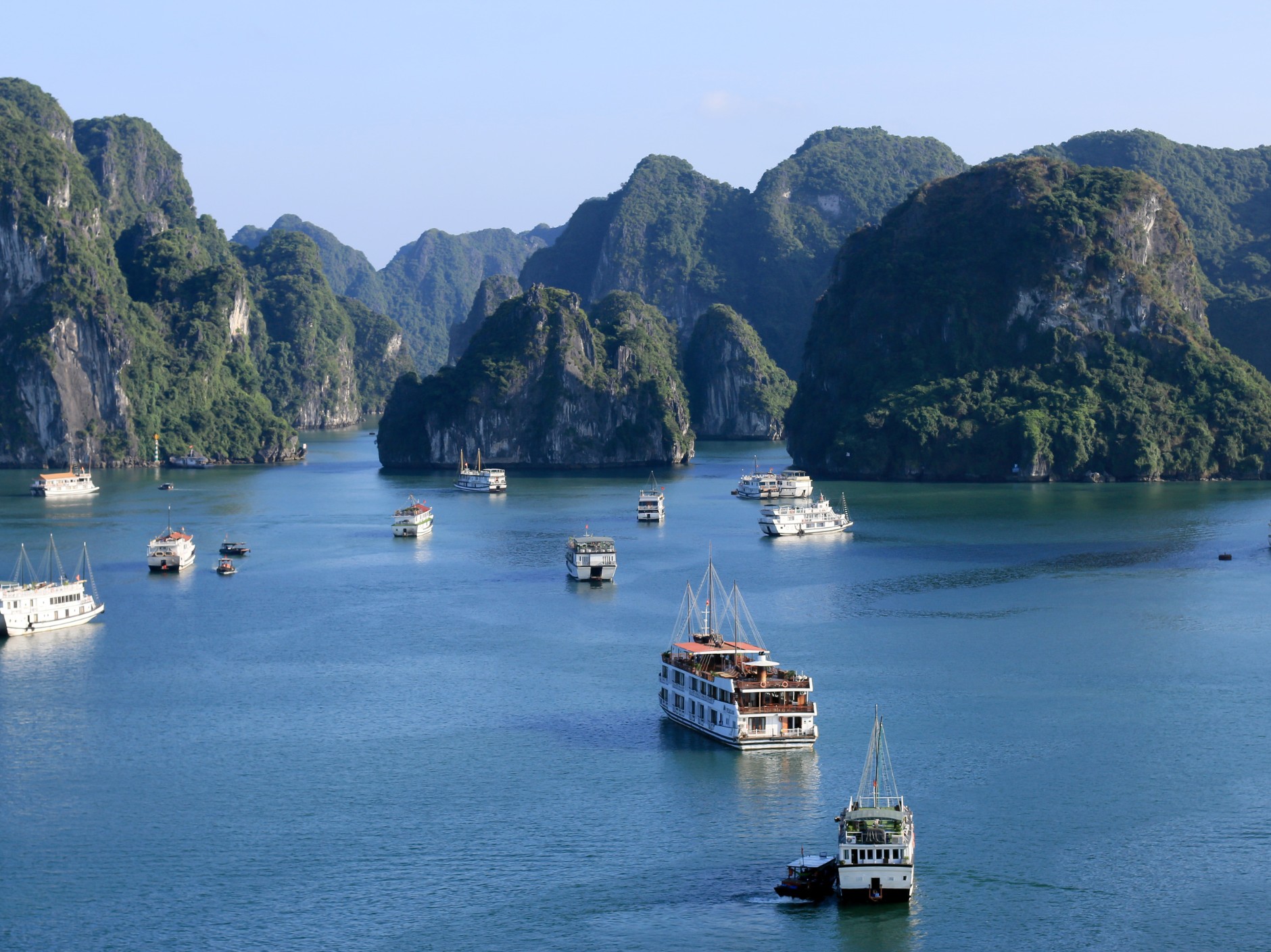 Embark on a journey like no other as you sail through the magnificent landscapes of Ha Long Bay
