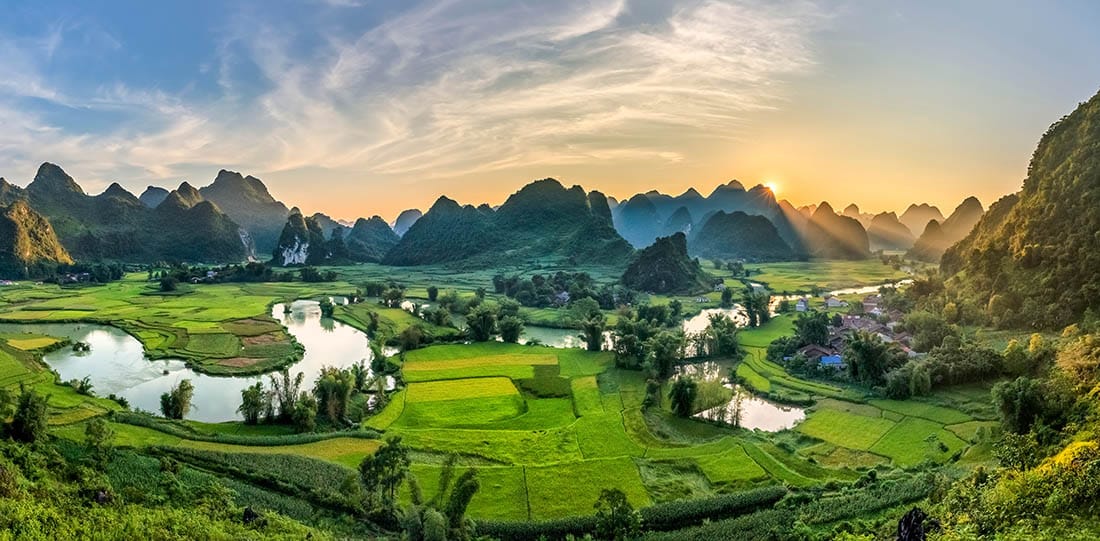 Discover the Beautiful Landscapes of Vietnam - best vietnam tours