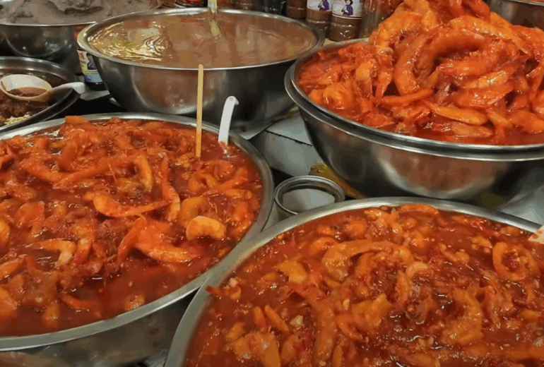 Hue City Tour & Cooking Course