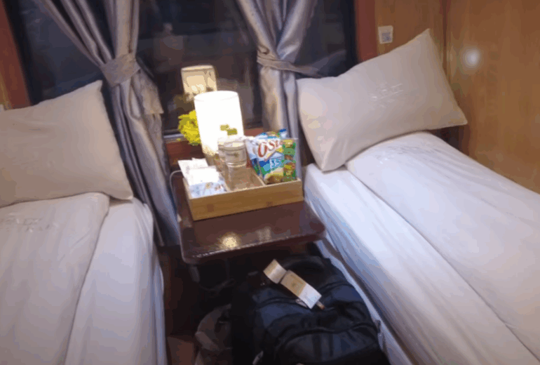 Halong – Halong – Sapa (Overnight on train)