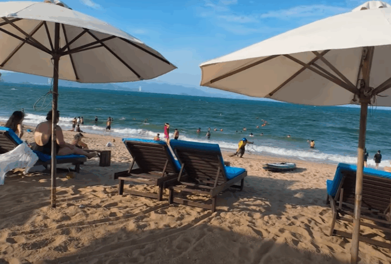 Family Adventure Tour with Kids 14 Days / 13 Nights