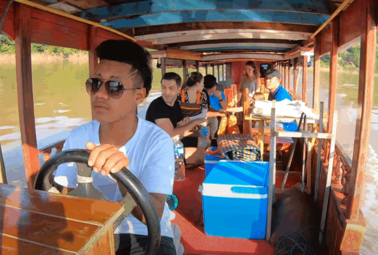 Boat trip to Pakou Caves & Street Food Tour