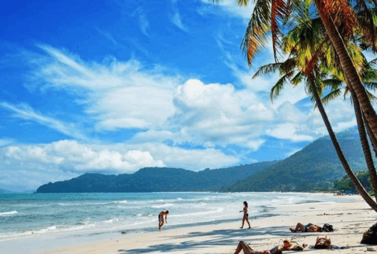 Discover the Bliss of Phu Quoc Beach 4 Days / 3 Nights