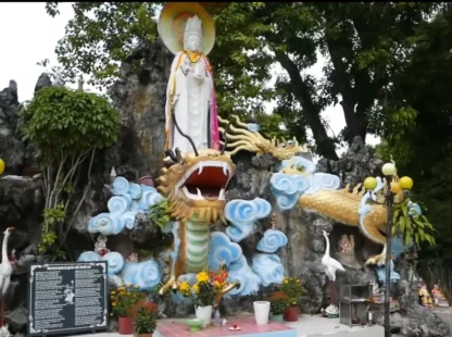Exploring the Giac Lam Pagoda: A Spiritual Oasis in the Heart of the City