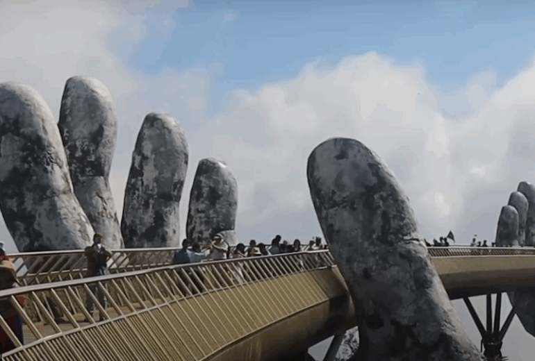 Da Nang (Ba Na, Golden Bridge) – transfer to Hoi An