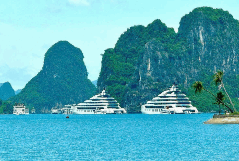 Hanoi – Halong – Bai Tu Long Bay