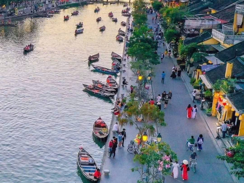 A Memorable Hoi An Boat Ride: Experience Tranquility and Charm