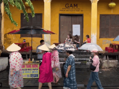 A Feast for the Senses in Hoi An’s Street Food Wonderland