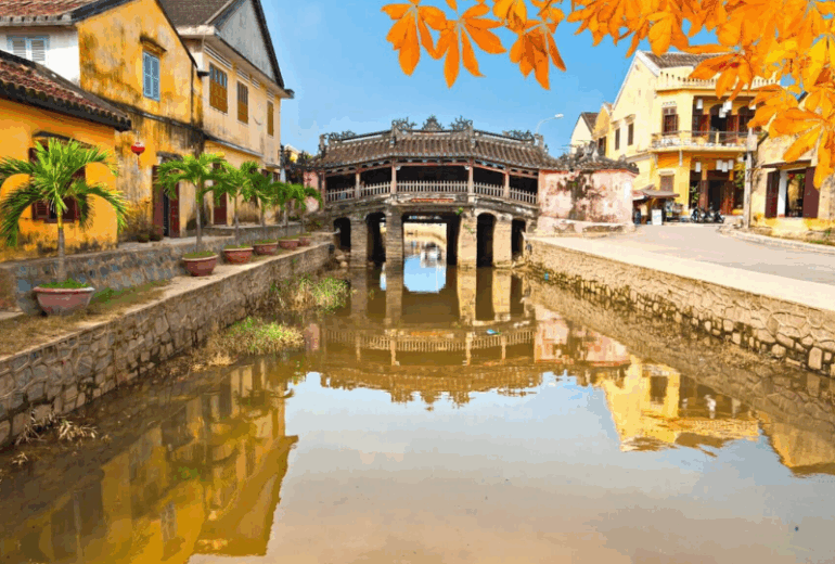 Hoi An – flight to Ho Chi Minh