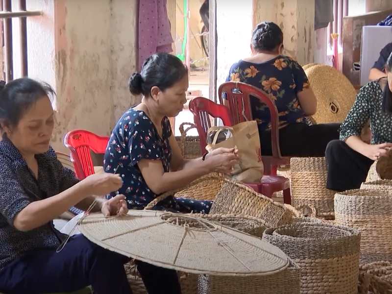 Discover the Heartbeat of Vietnam in Kim Son Sedge Mats Village