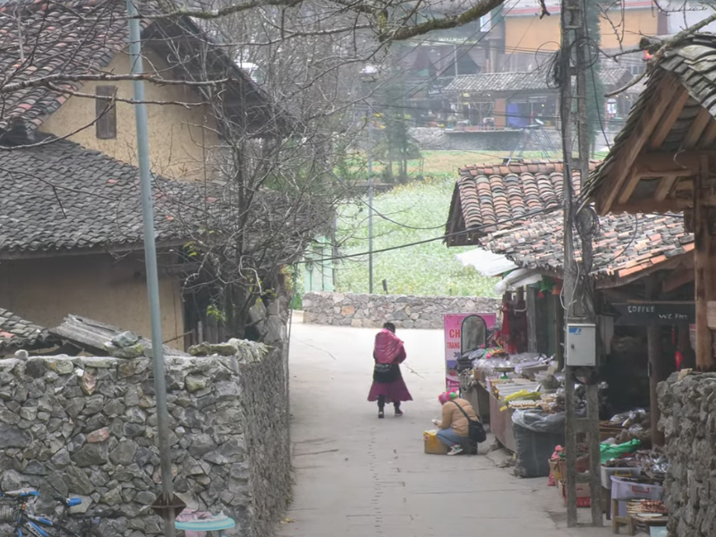 Discover the Beauty of Sung La Valley and Lung Cam Village