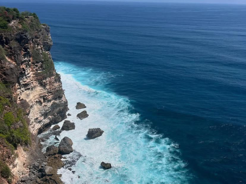 Ly Son Island Travel Guide 2025: Best Things to Do, Where to Stay & Eat