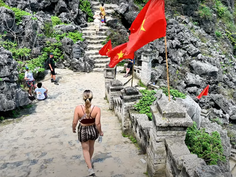 Enjoy the Spectacular Viewpoint at Mua Cave