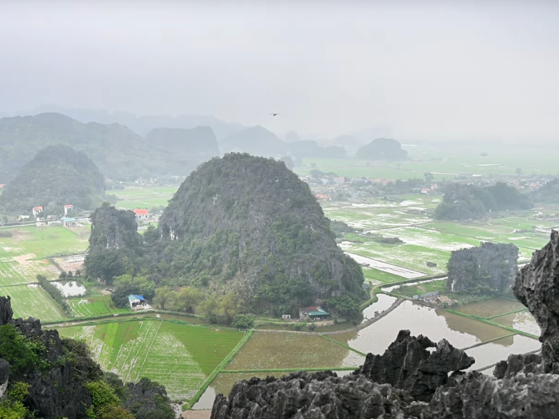 Exploring the Beauty of Mua Cave Mountain in Ninh Binh