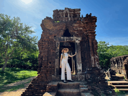 Danang travel guides: Hotels, Attractions, Transport and Weather