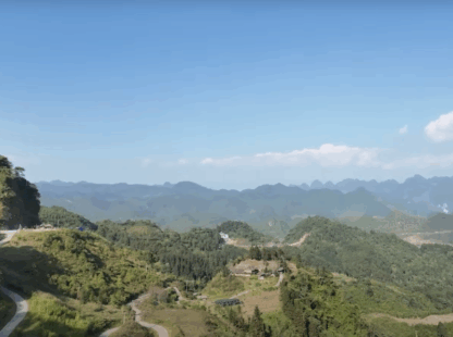 Discovering the Majestic Quan Ba Heaven Gate in Vietnam