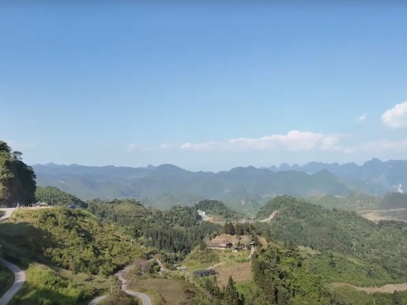 Discovering the Majestic Quan Ba Heaven Gate in Vietnam