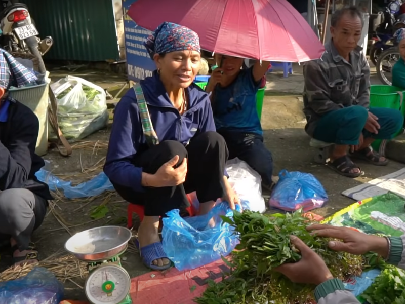 Discovering Quyet Tien Market: The Ultimate Ha Giang Adventure
