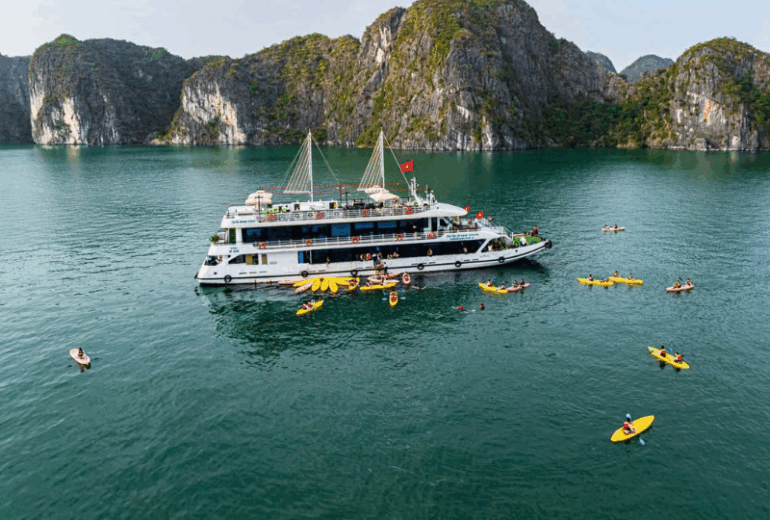 Hanoi – Halong Bay