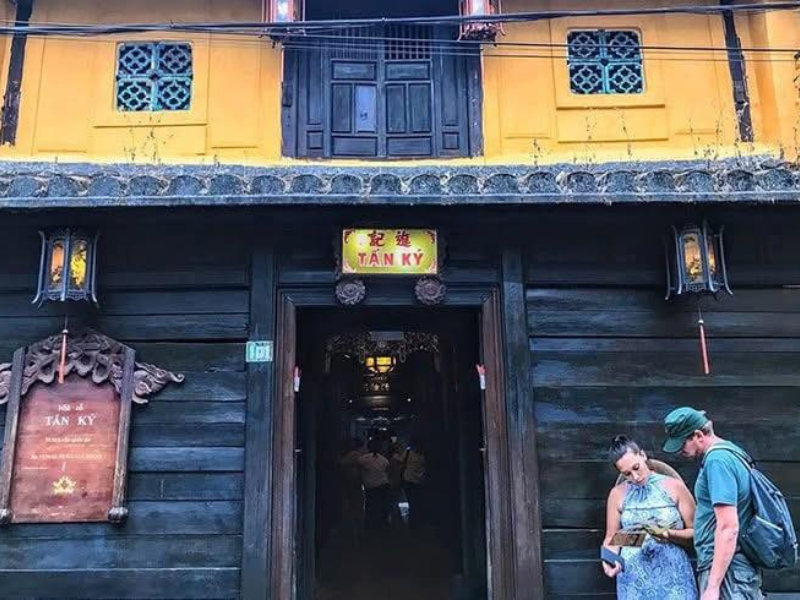 Take a Walk Through the Time in Tan Ky Old House, Hoi An