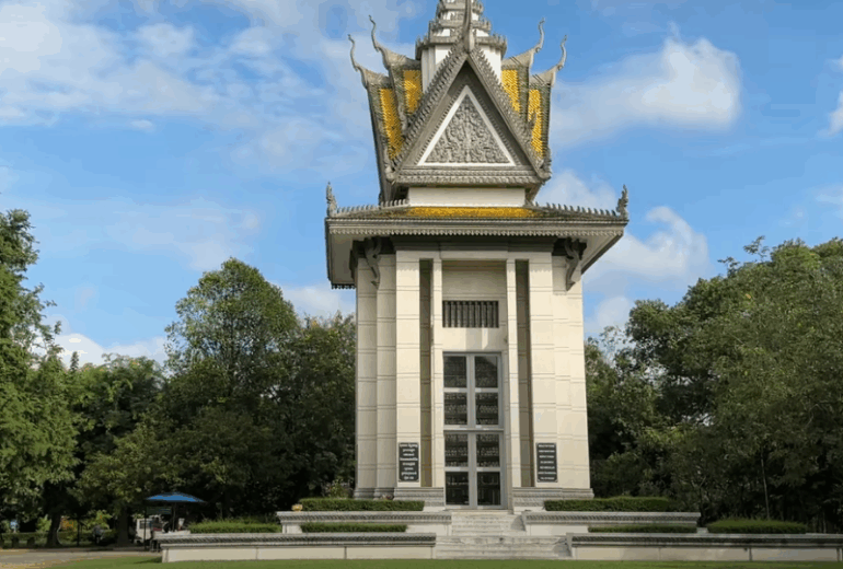 Tours in Phnom Penh – Siem Reap