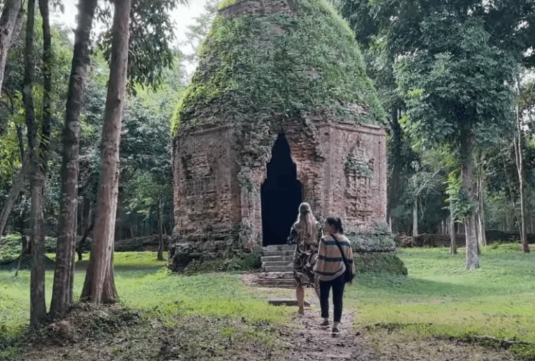 Unveil Cambodia’s Wonders 16 Days / 15 Nights