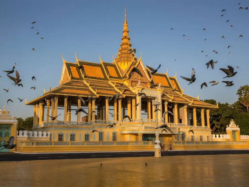 Wat Phnom temple