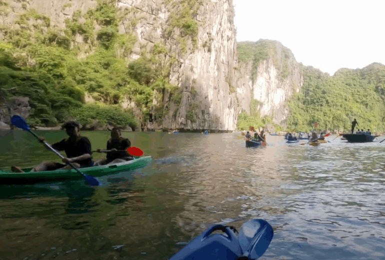 Hai Phong – Ha Long kayaking