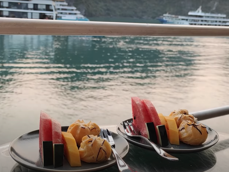 Ultimate Halong Bay Cruise Experience: Discover the Beauty of Vietnam’s Iconic UNESCO World Heritage Site