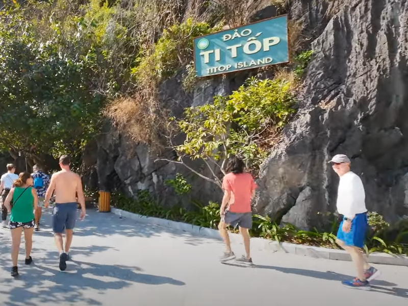 Halong Bay Travel Guide