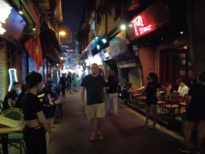 Custom 16 Day Exotic Vietnam Tour Package: 10 Best Routes