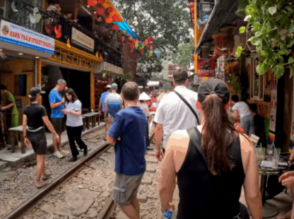 Hanoi Group Tour: Discover and Explore Vietnam’s Capital City in a Fun Group Setting