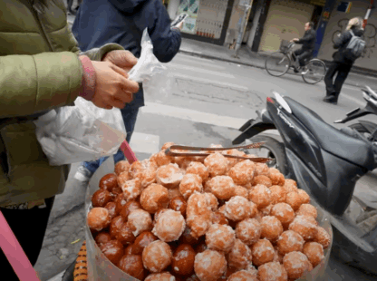 Exploring Historic Hanoi’s Culinary Delights: Old Quarter Food