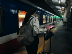 Ultimate Guide 2026: How to Take Overnight Train Hanoi to Sapa (Step-by-Step)
