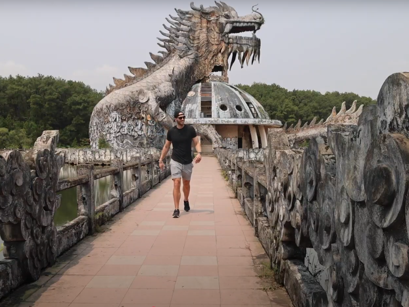 Exploring the Abandoned Hue Water Park – A Journey the Past