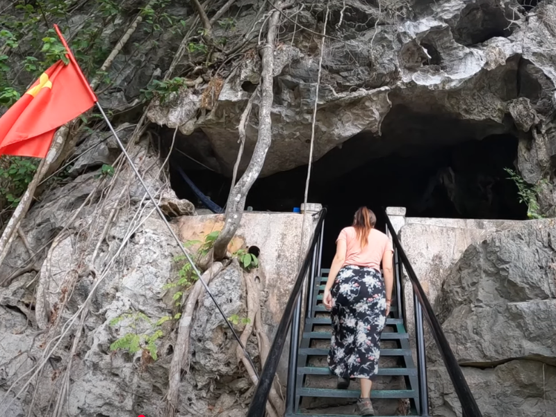 Top attractions in Cat Ba, Vietnam