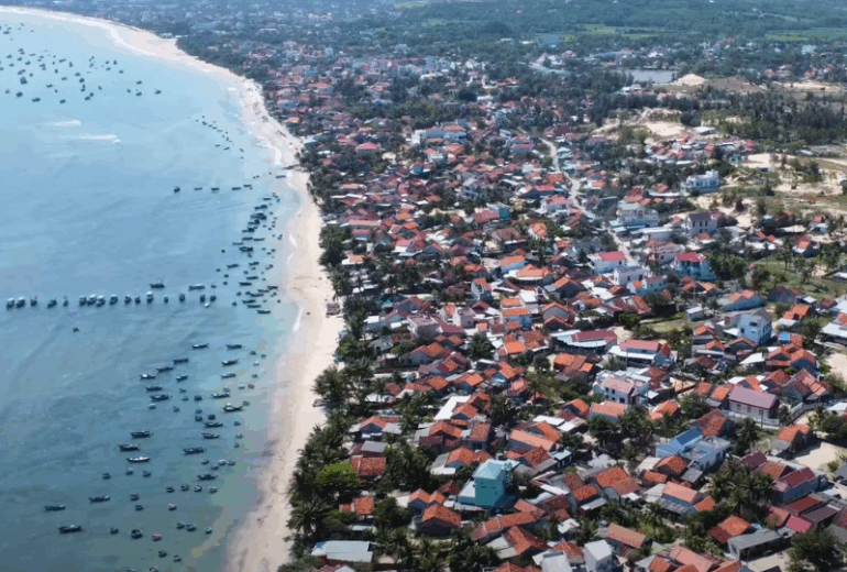 Hanoi – Fly to Phu Yen