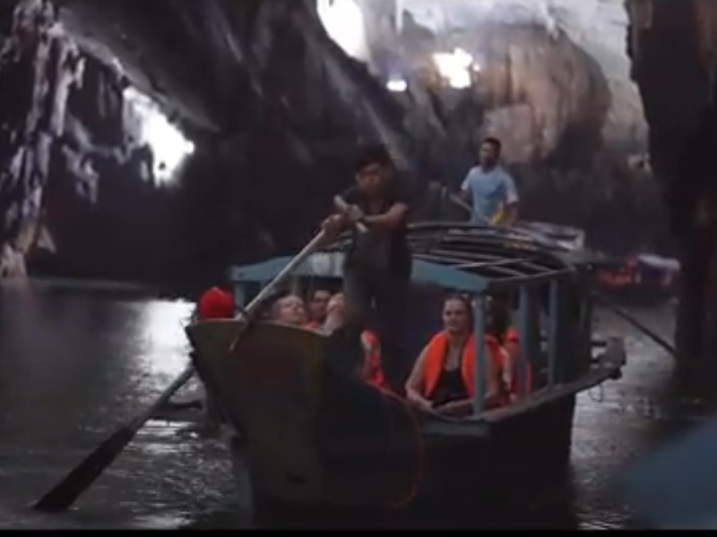 Visit Phong Nha & Paradise Cave Vietnam