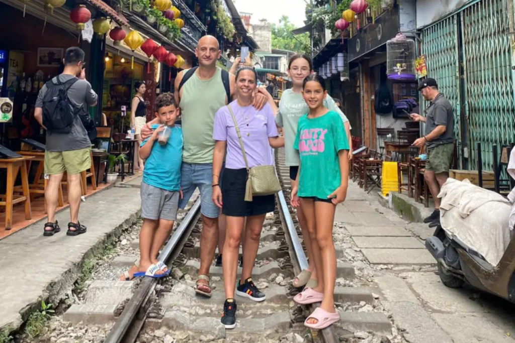 Hanoi to Ho Chi Minh Travel Guide 2026: The Ultimate North-South Odyssey