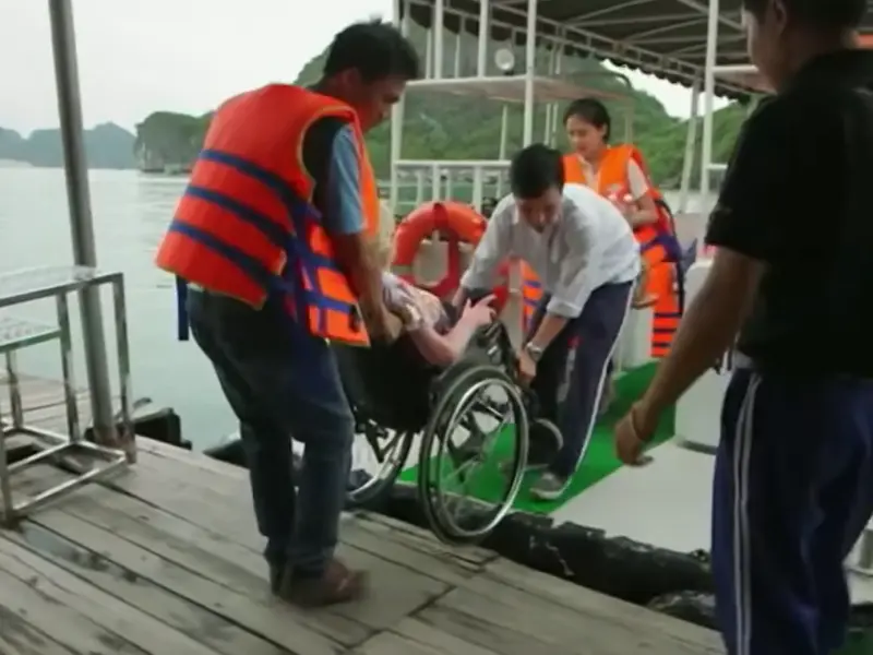 Wheelchair Assistance for Halong Bay Cruise