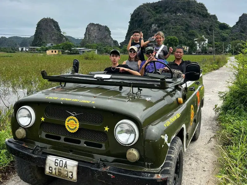 Local Tour Operator vs Online Travel Agency (OTA)